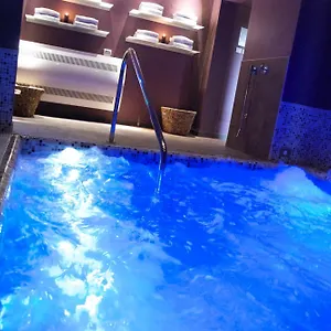 Sovrana & Otel