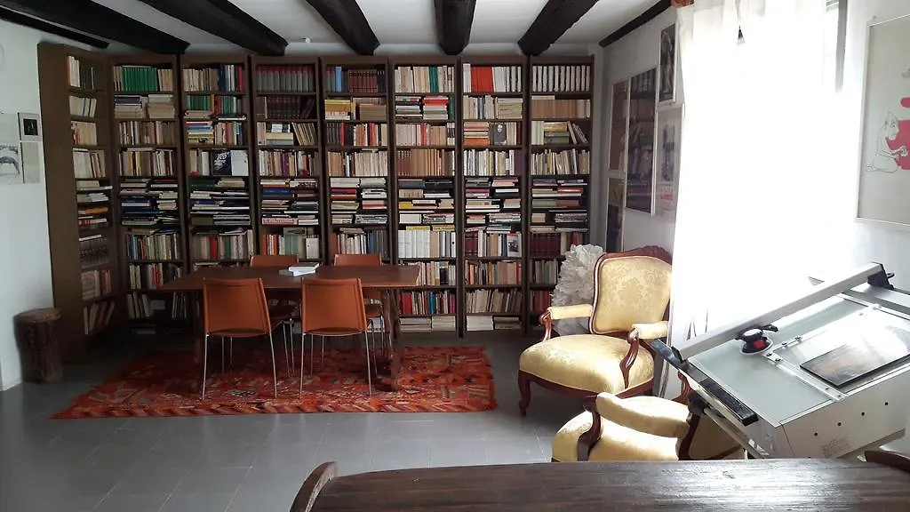 Casa Dell'Editore - Books & Breakfast Guest House Rimini Italy